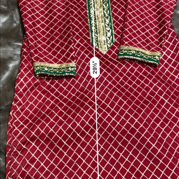 Pakistani Kameez and Loose pajama Outfit - Picture 11 of 12